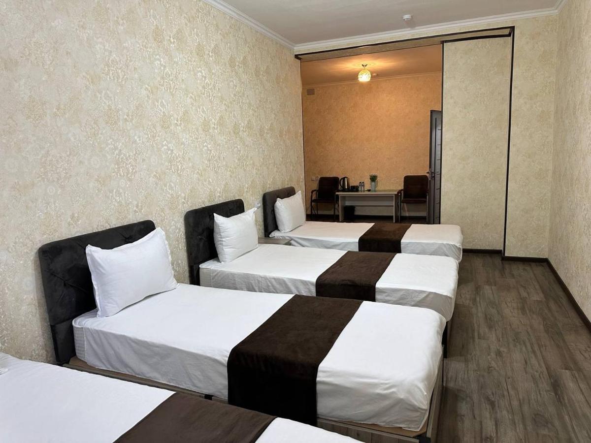 Yantai Hotel Tashkent Exterior foto